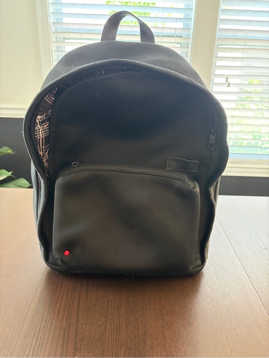 Men\'s Black Everyday Backpack with Front Pocket main image 5